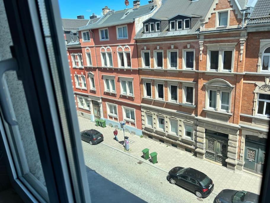 Schoenes City-Apartment Im Zentrum Mit Balkon Hof  Eksteriør bilde